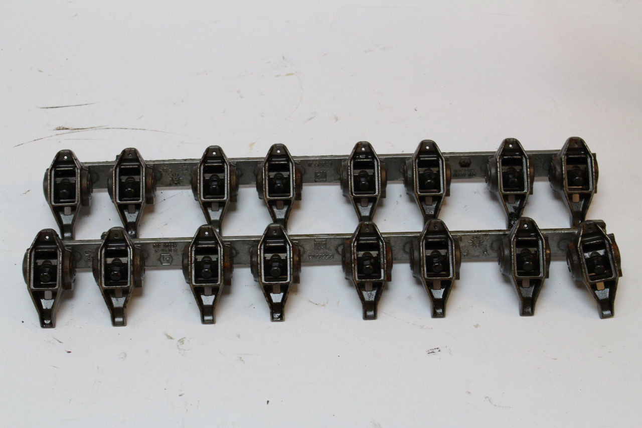 LS1 LS2 LS6 LQ4 LQ9 LSX 5.7 6.0 Rocker Arm Set w/ Bolts Used, OEM