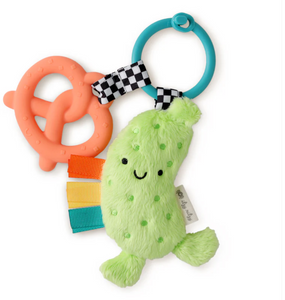 parker the pickle teether