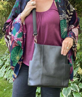 kayleigh side pocket bucket bag