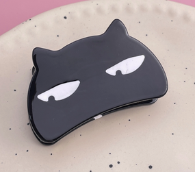 black cat hair clip