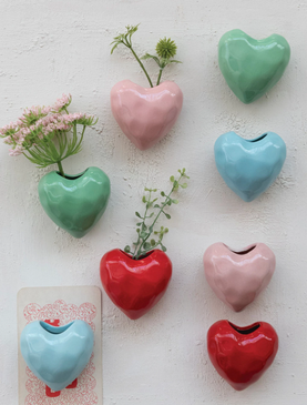 heart shaped vase with magnet (assorted)