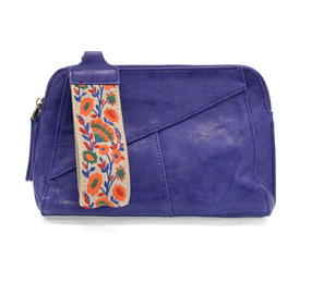 gigi crossbody with wrist strap