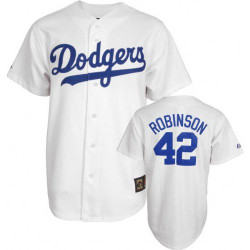 jackie robinson jersey number