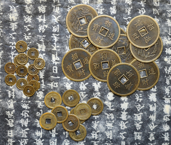 chinese-coins-3-style-size-compare-72-600.jpg