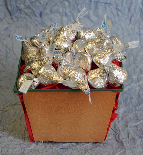hallock-w-chocolates-72-500.jpg