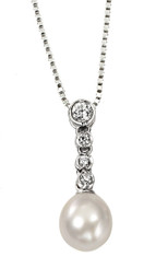Rosella freshwater pearl and diamante bridal pendant 