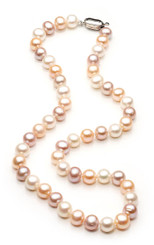Leah Freshwater Pearl Necklace