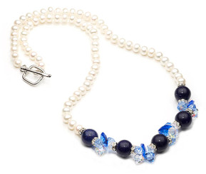 Lapiz lazuli and pearl gemstone necklace