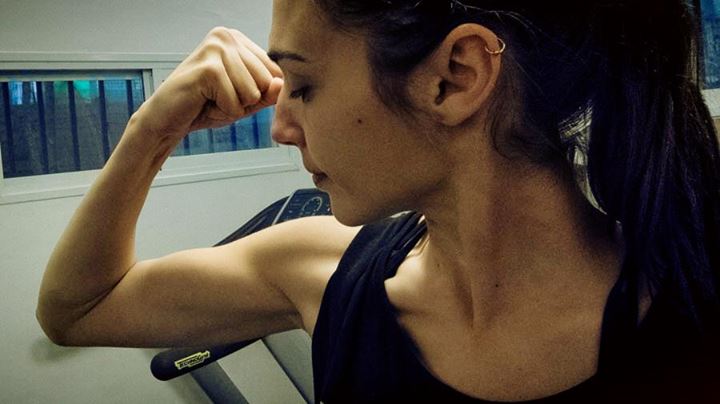 Gal Gadot training hard and flexing her muscles for her role as Wonder Woman