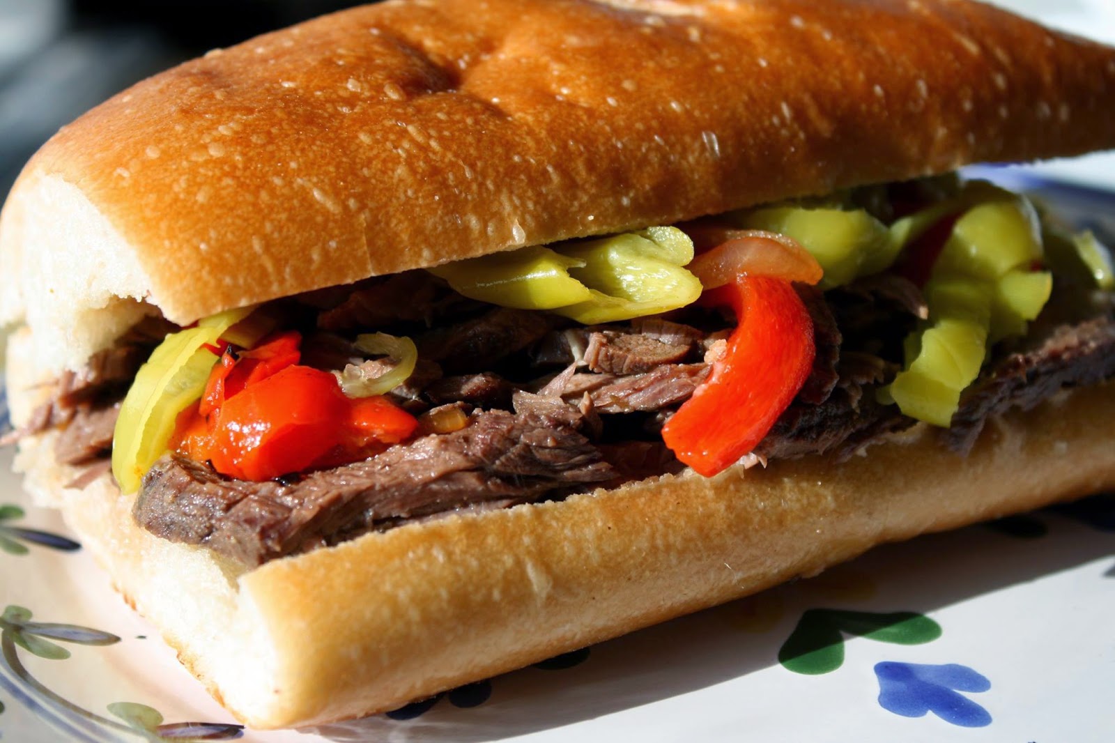 italian-beef-sammich.jpg italian-beef-sammich.jpg