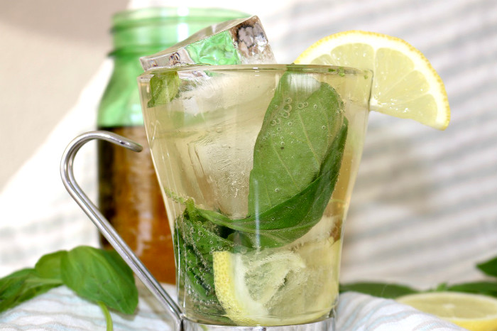 Lemongrass Basil “Mojito” Tea Cocktail Recipe