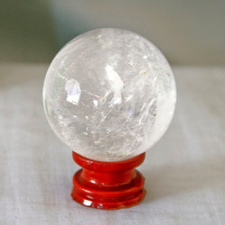 Clear Quartz can help protect your energy from outside influences and is great for your immune system.


Quartz Sphere - Weight is .56 lbs or 8.96 oz., sphere is approx. 60 mm.  The  Quartz Sphere pictured is the one that you will be receiving upon purchase of this item.  Stand is not included.
