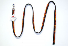 Lead, Equine Elite  1" x 96"

Design and function best describe our “Equine Elite” line of leads! Made with a highly durable, vibrantly colorful printed design on a polyester braid, then sewn onto 2 and 3 layers of accenting nylon.  Red Haute Horse Equine Elite products are made in the U.S.A. 

NOTE: All Equine Elite Leads use Nickel Plated hardware for durability in all weather conditions and uses