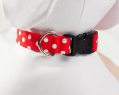 Retro Red Chasin' Tail Collar

Chasin' Tail Doggie Designs are special handmade creations.  Each piece is made by hand, with care, in Boring Oregon.

Chasin' Tail collars are adjustable and available in 5 sizes.

Collars are made from a washable fabric.  Gently wash and hang to dry.  Chasin' Tail dog collars can be ironed with a cool iron to remove wrinkles if they should appear.

Chasin' Tail collars come in the following "Neck Size Range"

XS fits a 7" - 11" neck

SM fits a 10" - 15" neck

Med fits a 12" - 19" neck

LG fits a 15" - 24" neck

XL fits a 17" - 29" neck

 

Chasin' Tail also offers matching handmade leashes and cute collar accessories like Bow Ties and Flowers.  Look for them to order and complete your pet's special look.