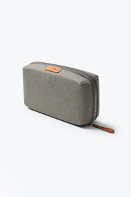 Bellroy Tech Kit in Limestone