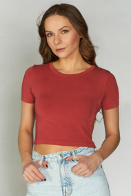 C'est Moi Bamboo Crop Tee in Brick