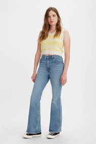 Levis 70's High Flare in Sonoma Walks