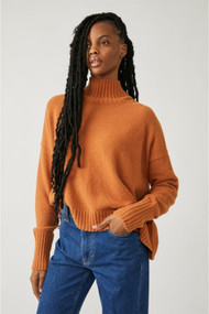 Free People Vancvouver Turtleneck in Pumpkin Pie