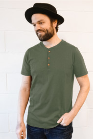 Jackson Rowe Keats Henley Tee in Basil