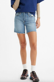 Levi's 501 Mid Thigh Short in Odeon