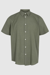 Minimum Eric Short Sleeve Button Up in Beetle