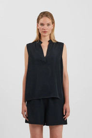 Minimum Bolino Top in Black