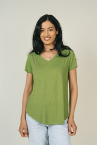 Jackson Rowe Girlfriend Tee in Lucky