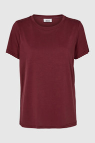 Minimum Rynah Tee in Burgundy