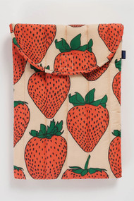 Baggu Puffy Laptop Sleeve 16" in Strawberry