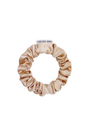 Chelsea King Adorn Sleep Thins Scrunchie in Blush