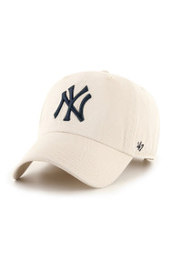 47 Brand Clean Up NY Yankees Cap in Bone