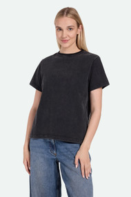 Minimum Lilou Tee in Black Wash