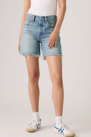 Levi's 501 Mid Thigh Short in Fun Flare