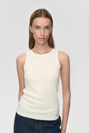 Minimum Lila Tank in Coco Milk