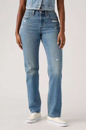 Levi's 501 Curve in Verified Vintage