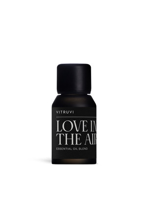Vitruvi Love In The Air Essential Oil Blend