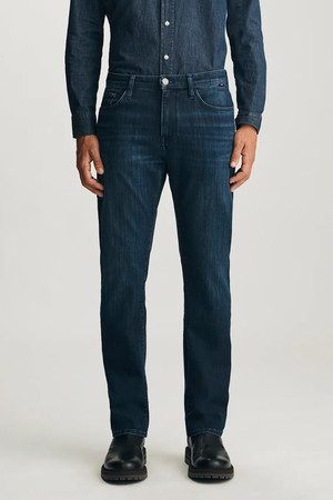 Mavi Zach in Deep Supermove