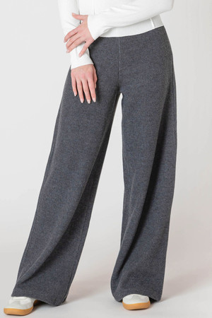 Room 34 Wide Leg Ribbed Pant in Charcoal Heather