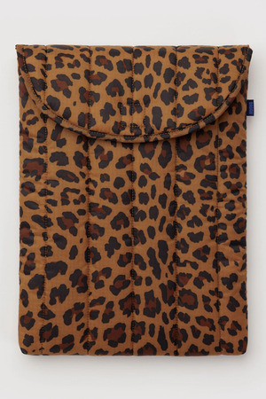 Baggu Puffy Laptop Sleeve 16" in Leopard
