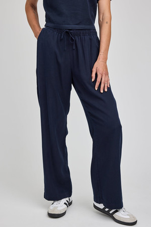 Gentle Fawn Gabriel Pant in Washed Navy
