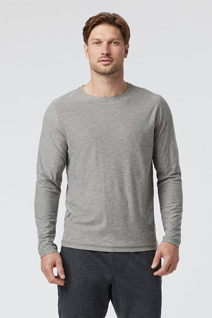 Vuori Long Sleeve Strato Tech Tee in Heather Grey
