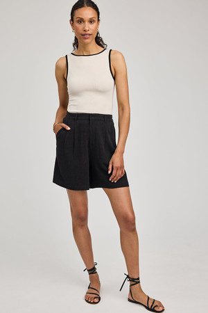 Gentle Fawn Alma Short in Black