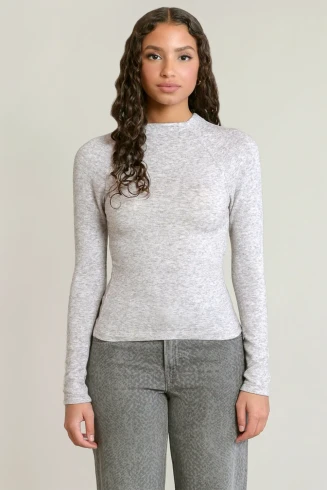 Front view of Dex light heather grey raglan t-shirt showing crew neck and long raglan sleeves