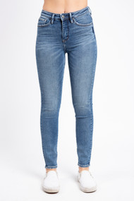 Silver Jeans Isbister Skinny in Noble