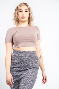 C'est Moi Bamboo Crop Tee in Taupe