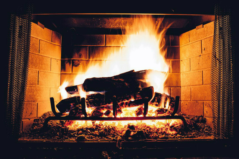 Differences Between Ventless and Vented Fireplaces Factory Buys Direct