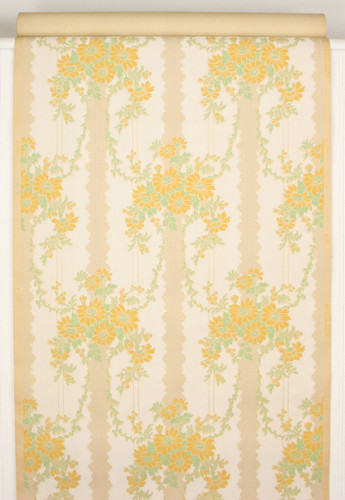 1930s Vintage Wallpaper Yellow Flower Bouquets