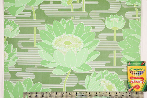1970s Retro Vintage Wallpaper Large Flowers on Green