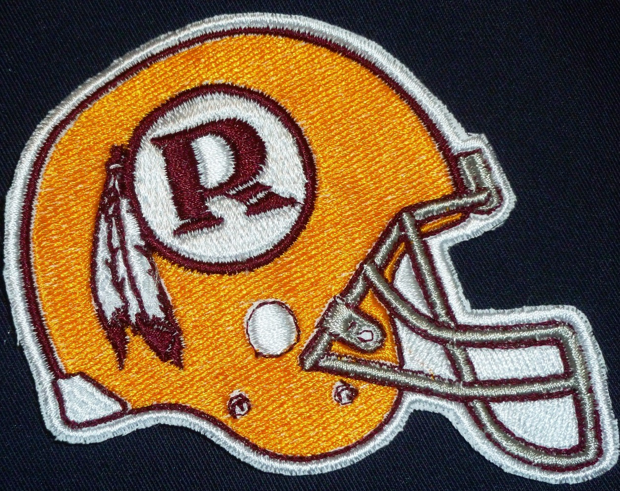 2 Washington Redskins vintage embroidered iron on patch 3" x 3" TOP QUALITY 