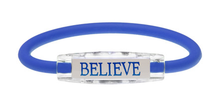 The IonLoop Believe Bracelet contains negative ions and magnets.
(front view)